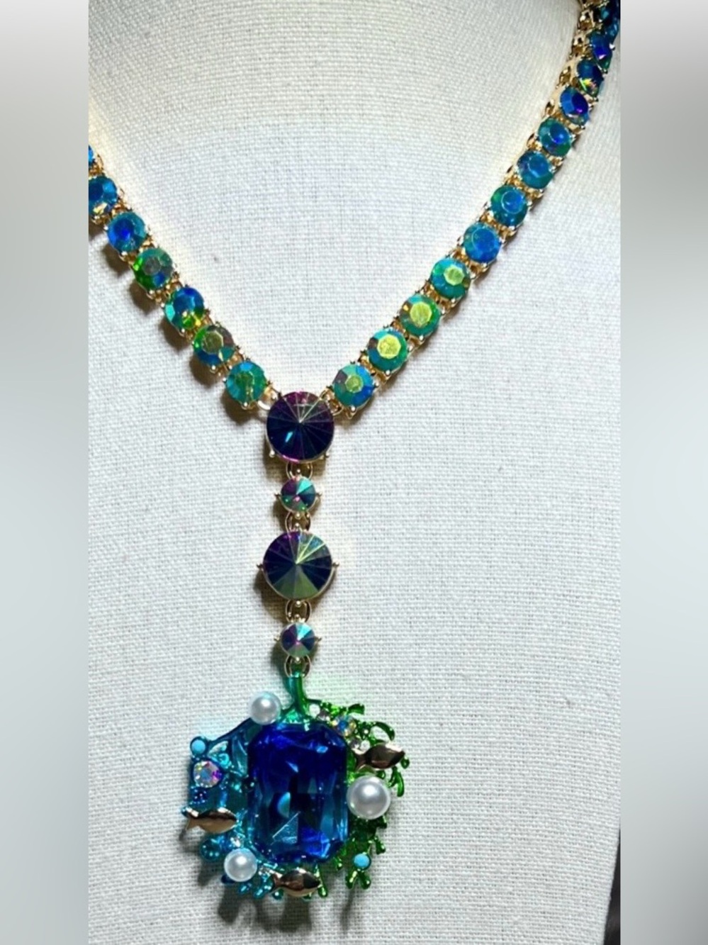 Betsey Johnson Mermaid Jewels Blue Crystal Rhinestone Sealife Y
Drop Necklace - Picture 6 of 6